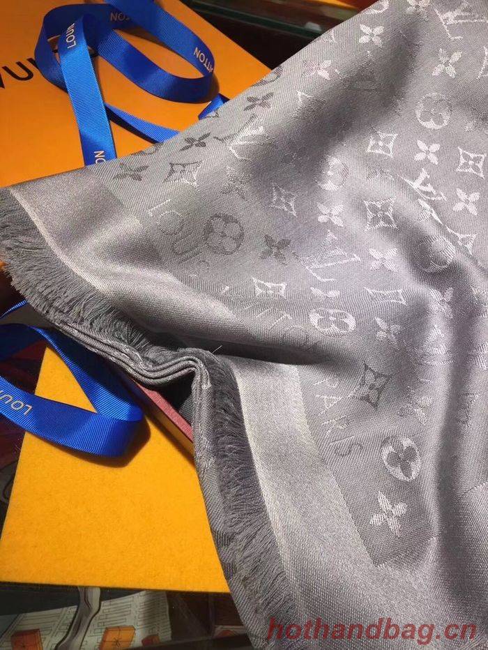 Louis Vuitton Scarf LVS00182